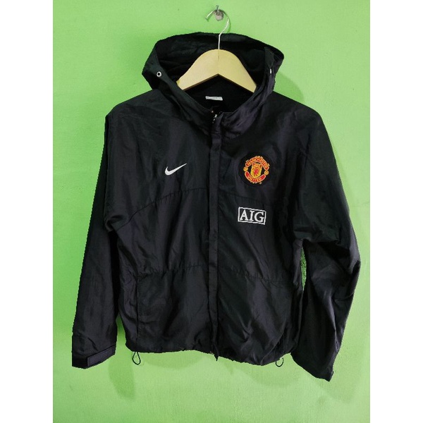 Jaket NIKE Manchester United Thrift