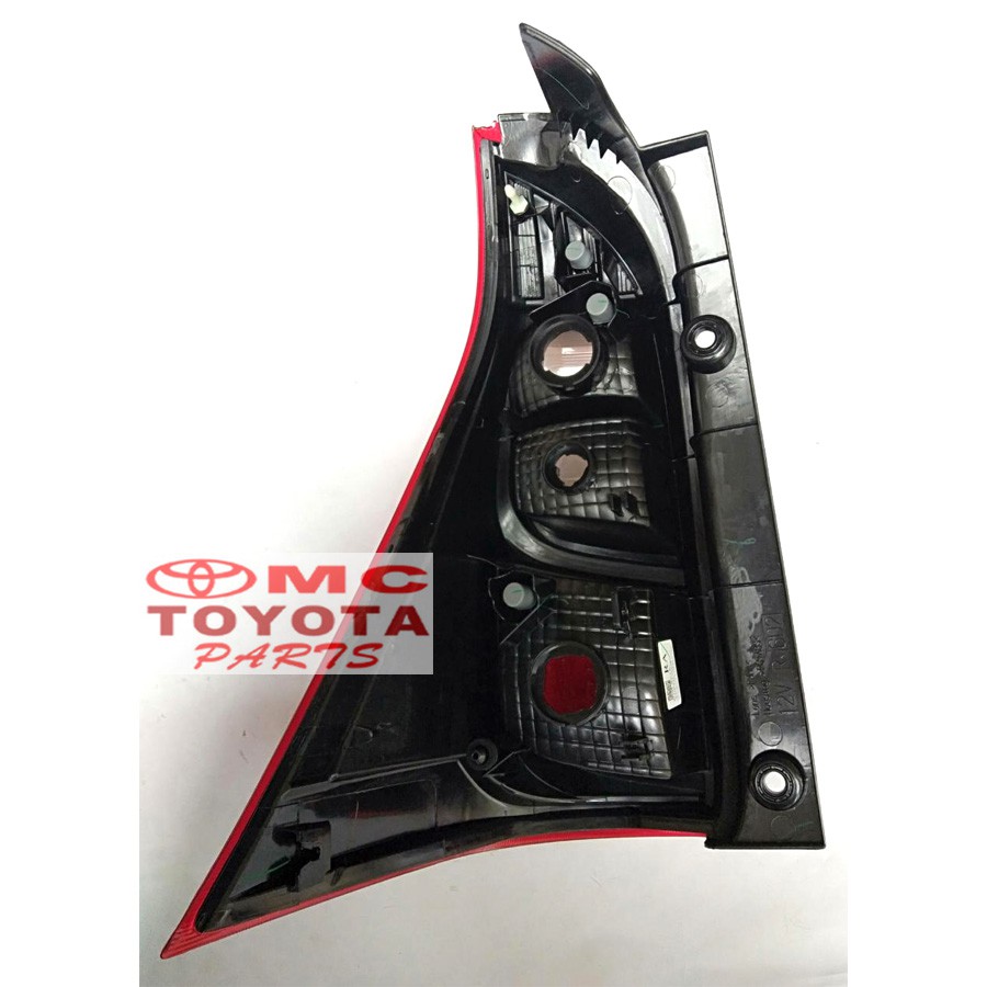 Lampu Stop / Stop Lamp Belakang Kanan Grand Avanza Xenia 81551-BZ240