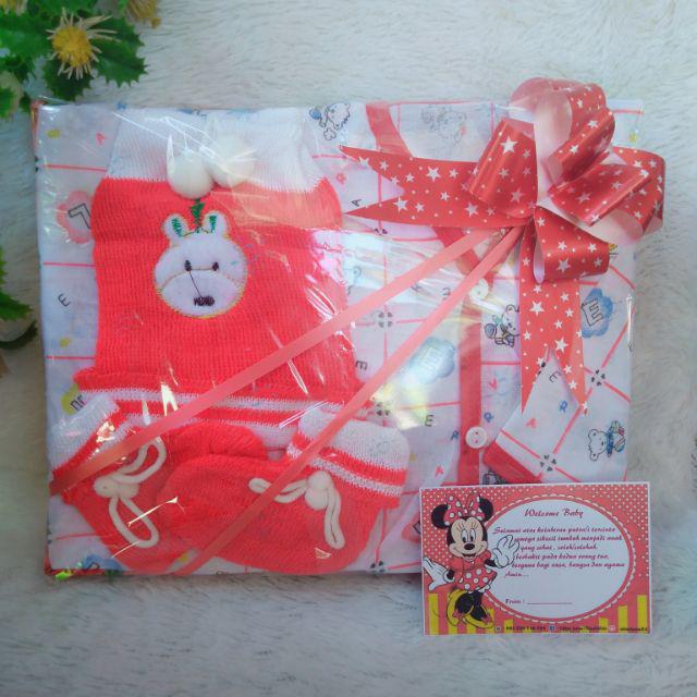Hampers baby kado bayi newborn topi rajut baby gift set parsel bayi-Merah