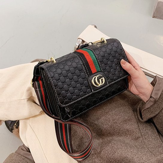 (2PC BISA IKG)GTBI99886301 NEW ARRIVAL  TAS SELEMPANG  IMPORT PREMIUM TERBARU