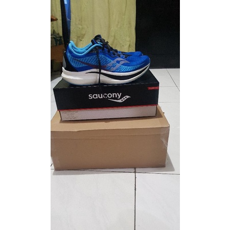 saucony endorphin speed 2