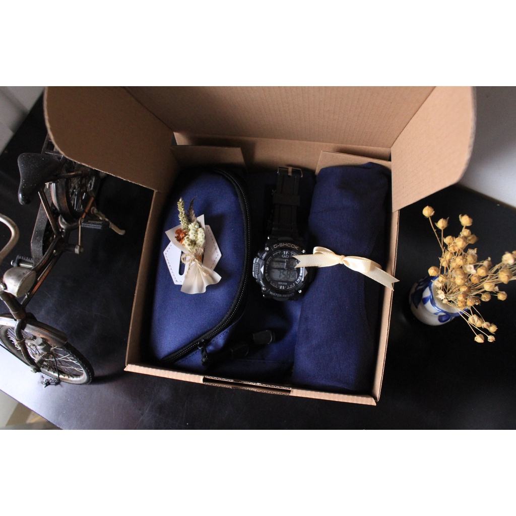 

HAMPERS SPESIAL MURAH | KADO ULANG TAHUN | KADO KAOS | KADO JAM TANGAN | KADO TAS WAISTBAG | HADIAH WISUDA | HADIAH COWOK | HADIAH ANNIV | HEMPERS KEKINIAN | KADO SPESIAL MOMENT | ANNIVERSARY | KADO PRIA | HADIAH UNTUK PAK SUAMI | KADO TAHUN BARU
