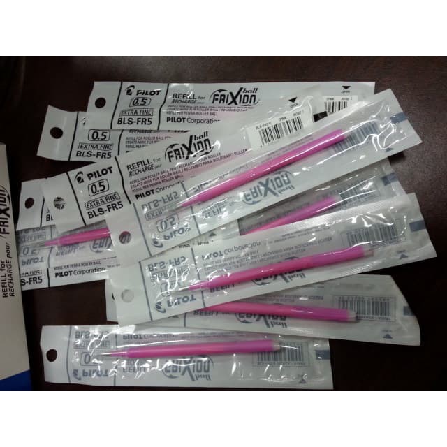 

isi pulpen Frixion 0.5mm Pink dapat dihapus keren