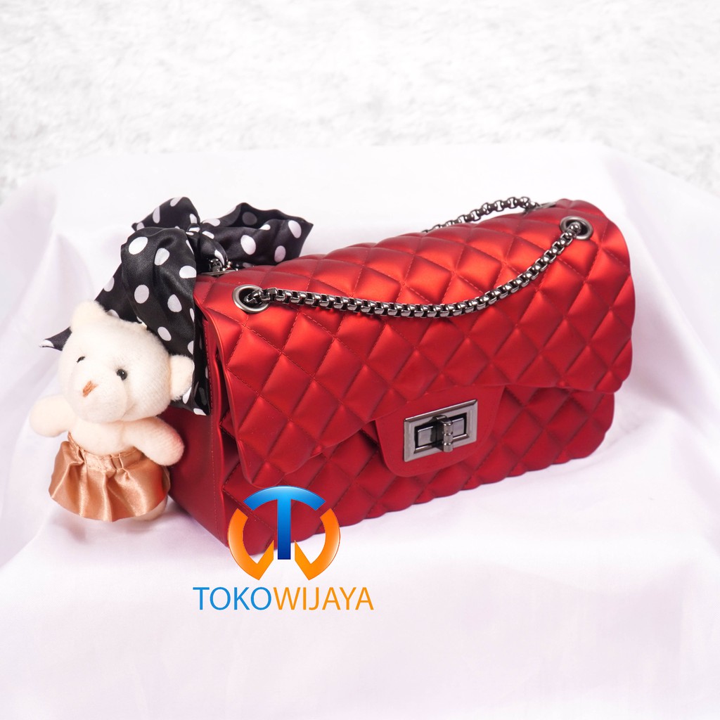 Tas Jelly Matte Maxi Kotak Size 22 Cm Rantai Hitam (Gratis Boneka &amp; Syal)