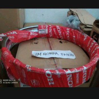 velg pelek belakang Honda Megapro ring 17