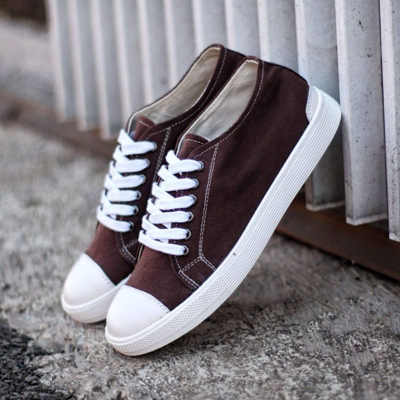 CLASS BROWN |WOLF x JOE| Sepatu Casual Sneakers Pria Kasual Kuliah Kerja Kulit Kanvas