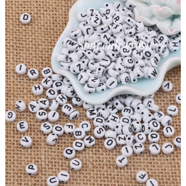 BISA PILIH HURUF A-Z Mote manik huruf bulat putih/  mote huruf untuk strapmask