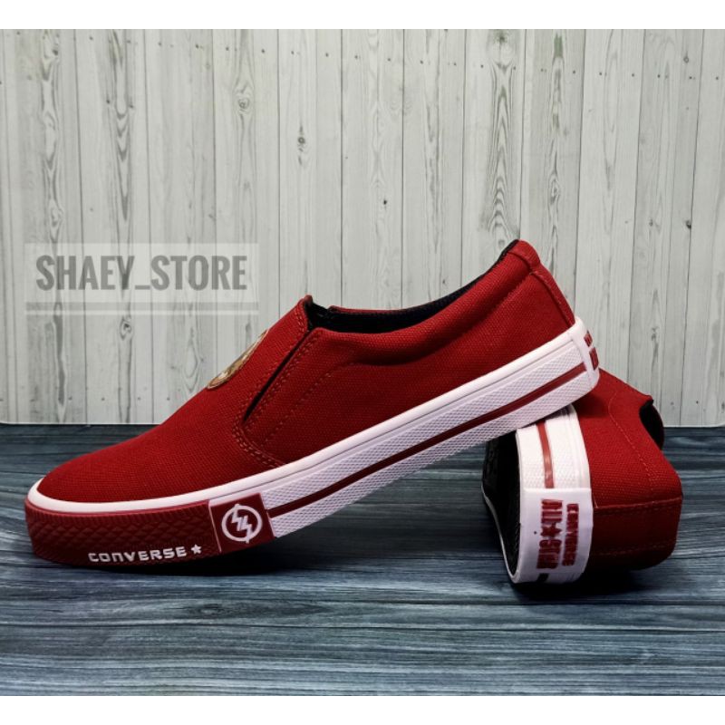 Converse Slip on Sepatu Pria Sneaker Casual Sport Pria Wanita Size 36-43