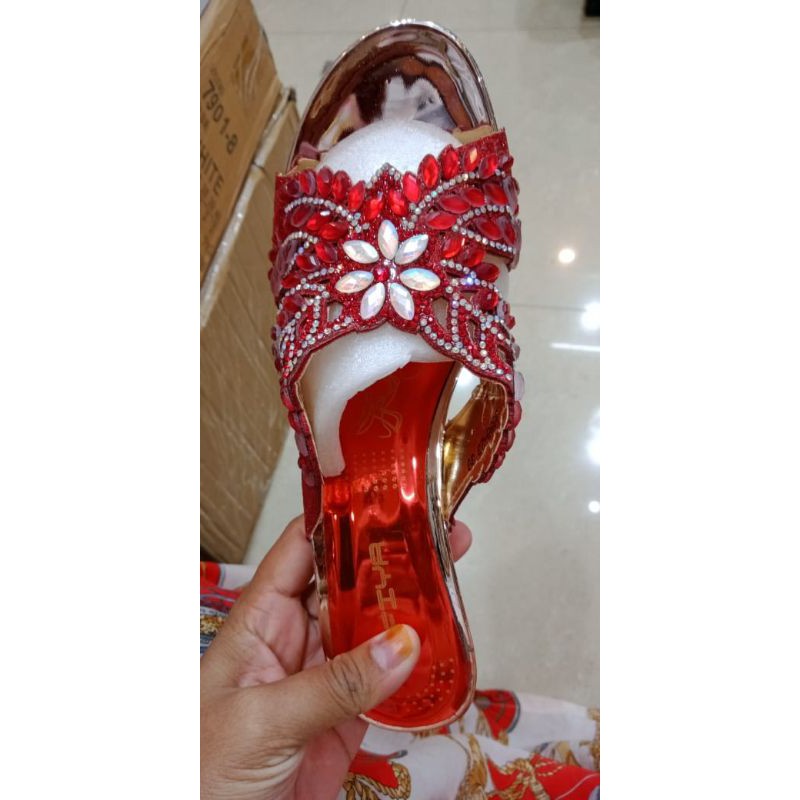 Cuci gudang sepatu heels sofiya import branded