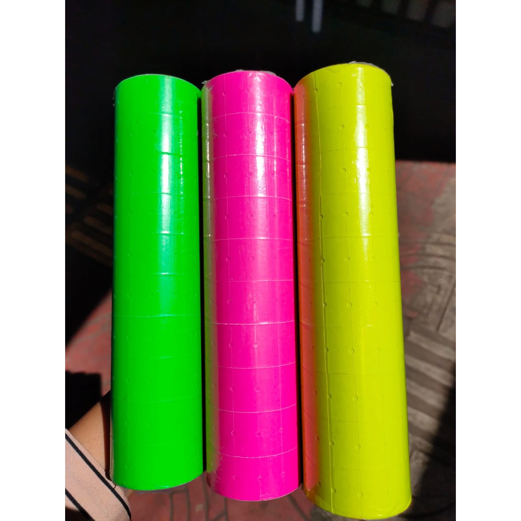 

sticker label harga satu baris torosan berwarna ( sisa kuning aja)