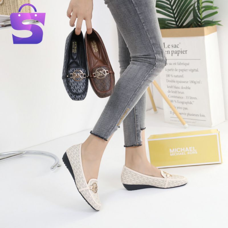 SEPATU WANITA LOAFERS SHOES Y318/138