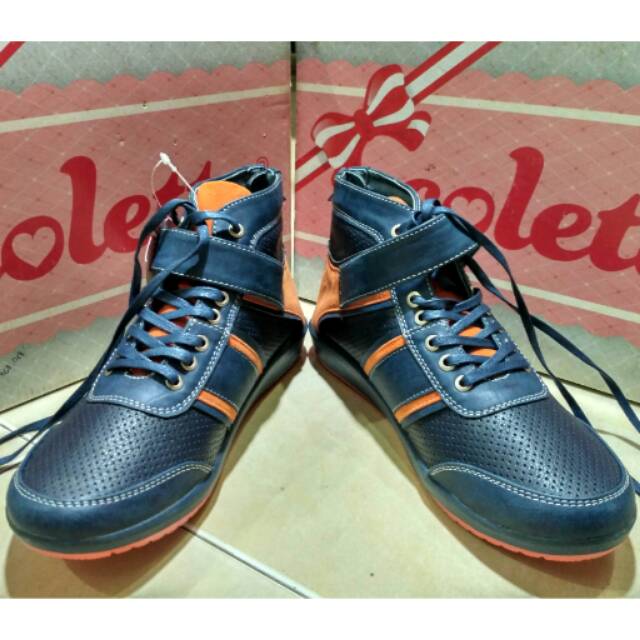 Sepatu colette size 36 navy boots ori
