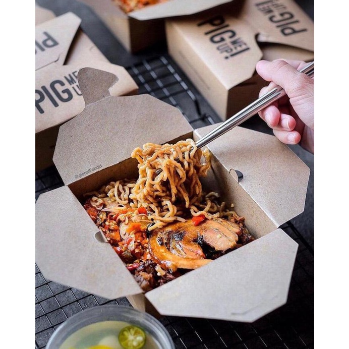 

FROZEN CHASU NOODLE , RAMEN KHAS JEPANG DENGAN BABI BAKAR SPESIAL