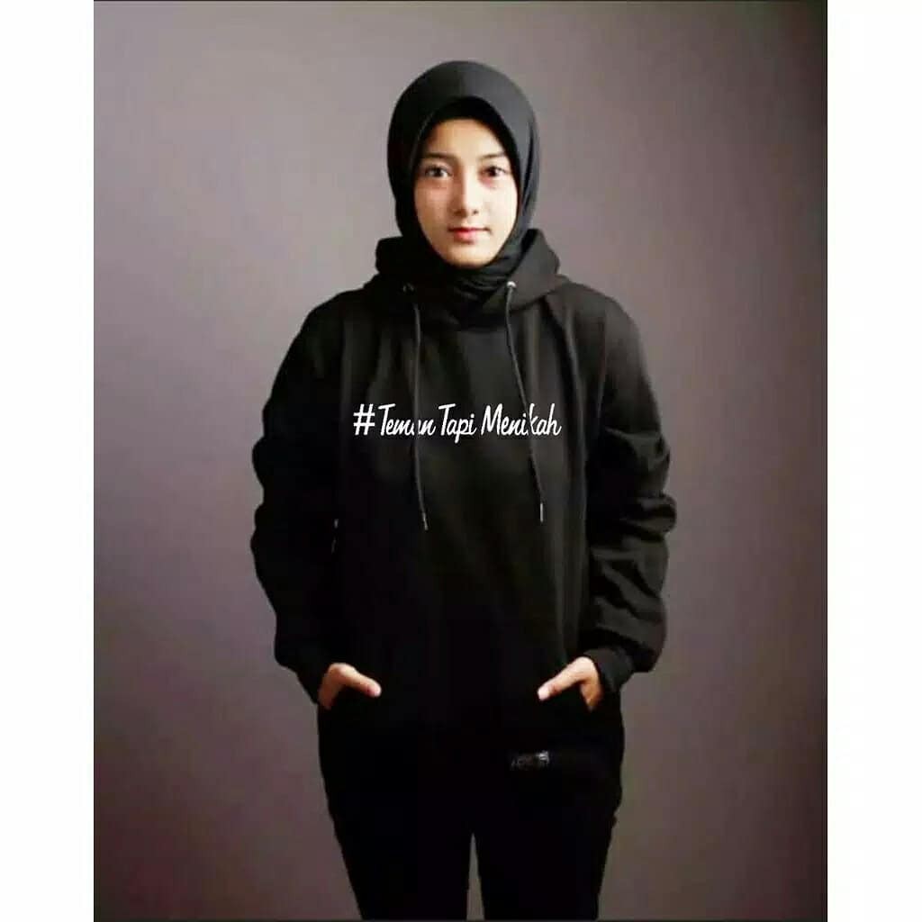 JAKET WANITA TEMAN TAPI MENIKAH - TTM SWEATER HOODIE WANITA