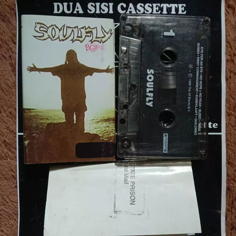 kaset soulfly - st
