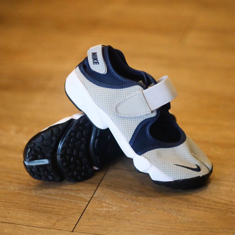 Jual SEPATU SENDAL NIKE AIR RIFT GREY NAVY ORIGINAL | Shopee Indonesia