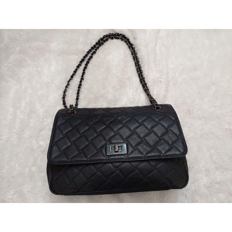 Tas Sisley Rantai Hitam