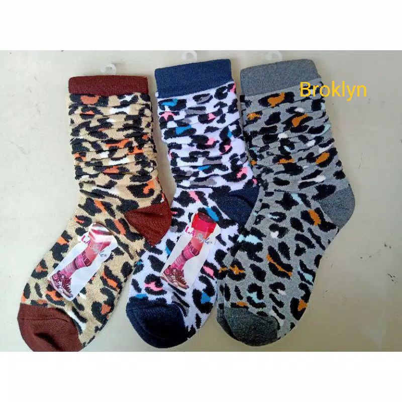 Kaos Kaki Senam Loreng