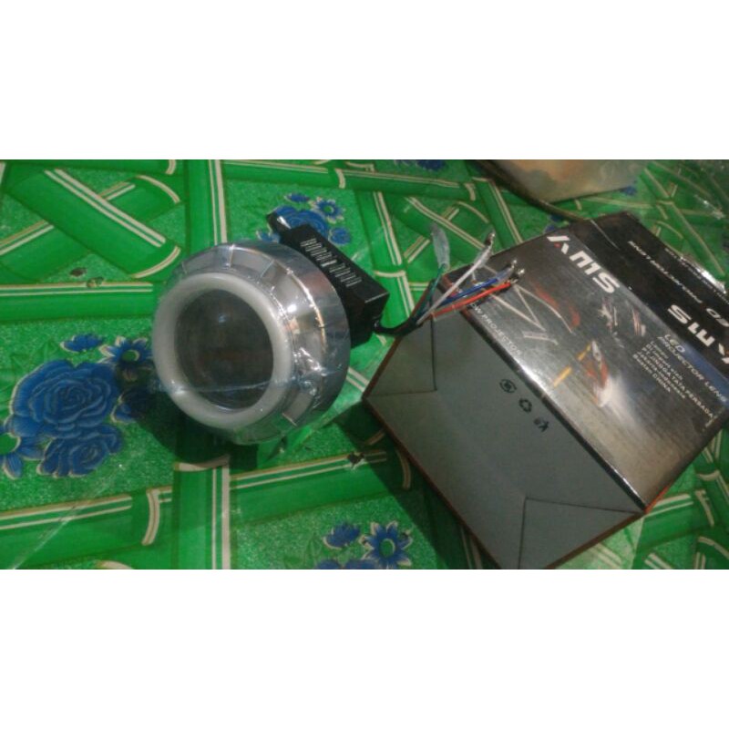 lampu depan proji LED