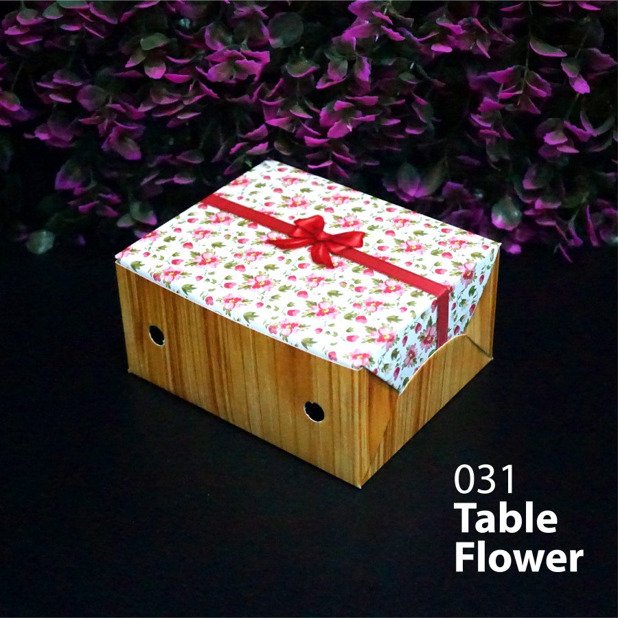 

10 pcs Snack Box 12x12x7 Dus Kemasan Makanan Kotak Kue Kardus Hampers Gift Package Food Packaging Kotak Makan Motif Bunga 1
