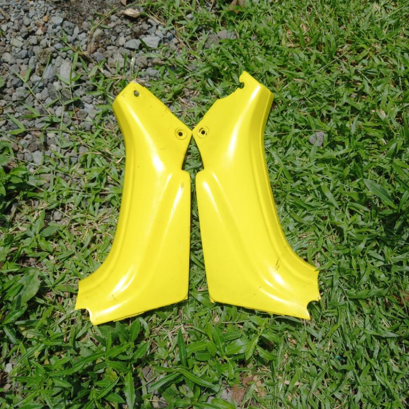 cover legshield sayap dalam motor Yamaha Alfa Champ original copotan motor murah meriah