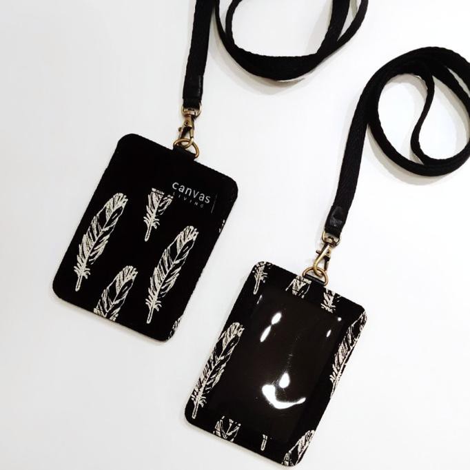 

READY BAYAR DITEMPAT ID Lanyard Feathers Black Canvas Living DISKON Kode 32