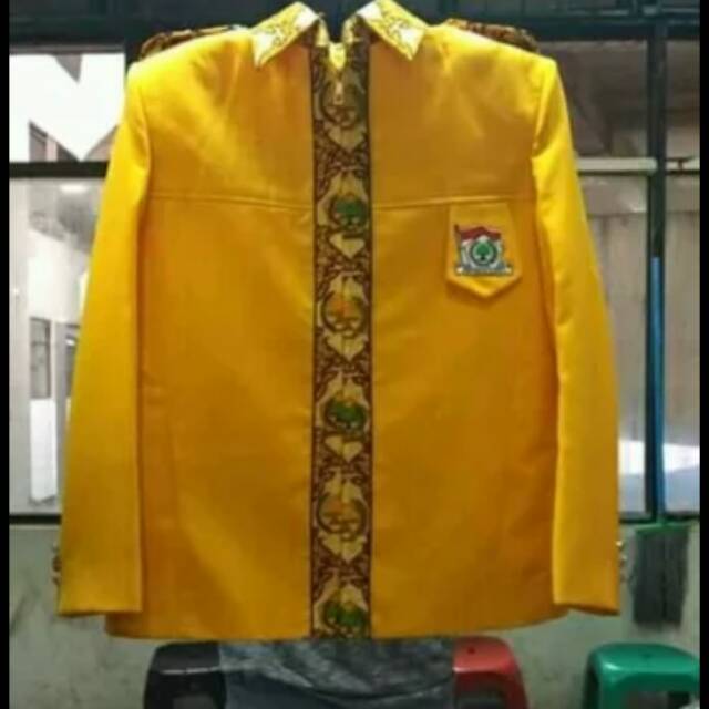 Semijas golkar list batik