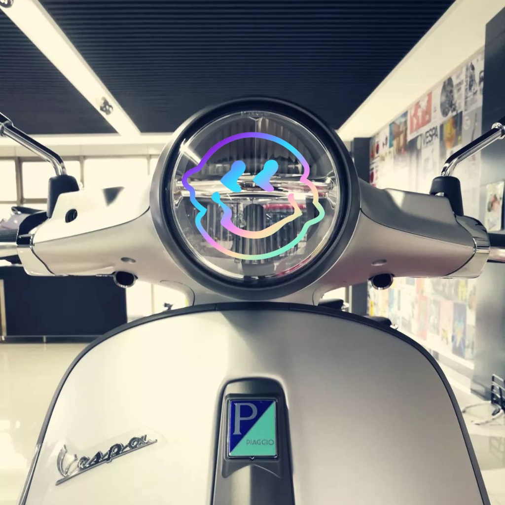 Wave Smiley Face Emoji Stiker Lampu Depan Sepeda Motor Non-reflektif/Laser Berubah Bentuk Smiley Face Motorbike Decorative Decal Untuk Vespa