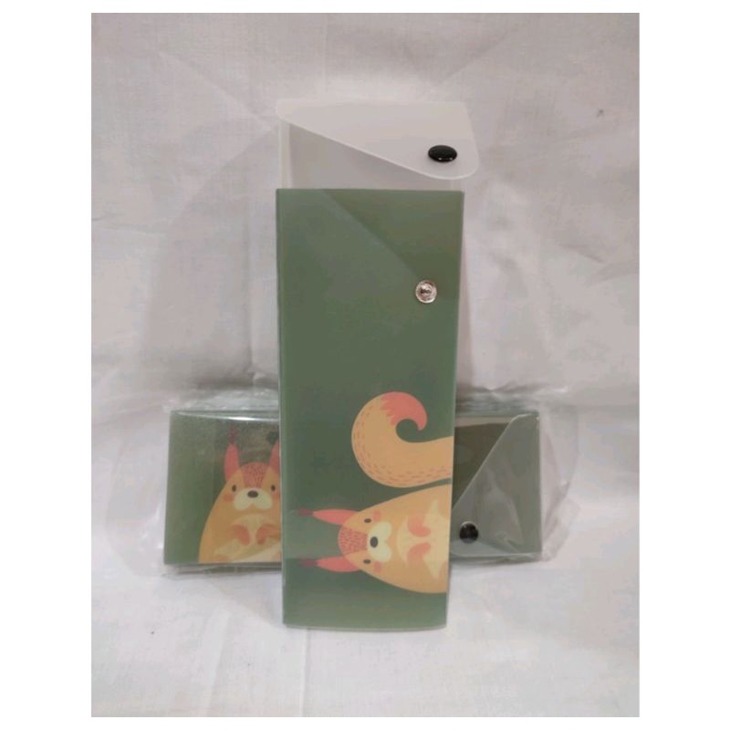

kotak pensil joyko model kancing / tempat pensil murah
