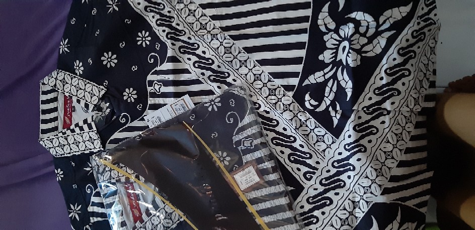 Pradawita Batik Kemeja Bumi Harja 1c-hitam