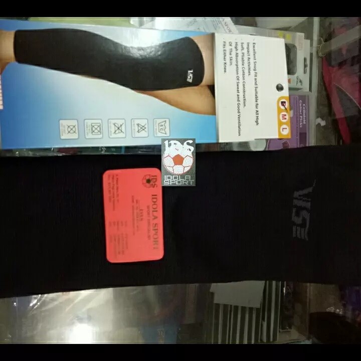 KNEE LONG ATAU DEKER LONG VS