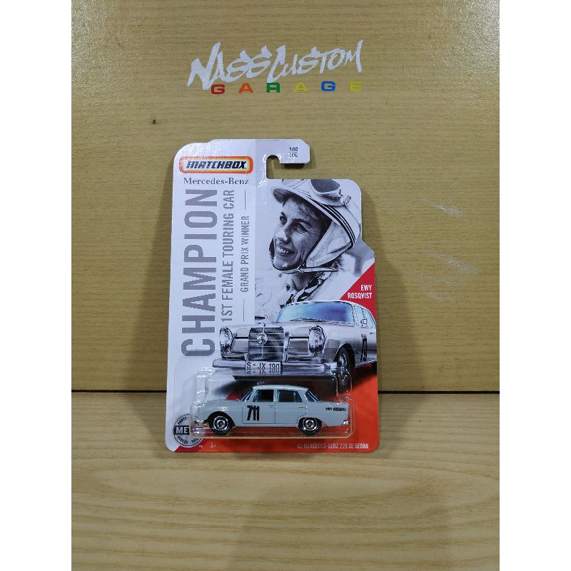 Matchbox 62 Mercedes Benz SE Sedan