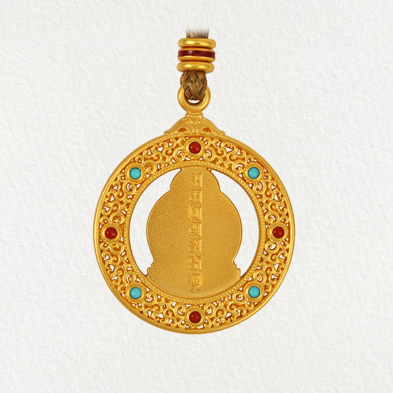 [Ready Stock]Fashion Gold Plated Inlaid Hollow Necklace Avalokitesvara Pendant