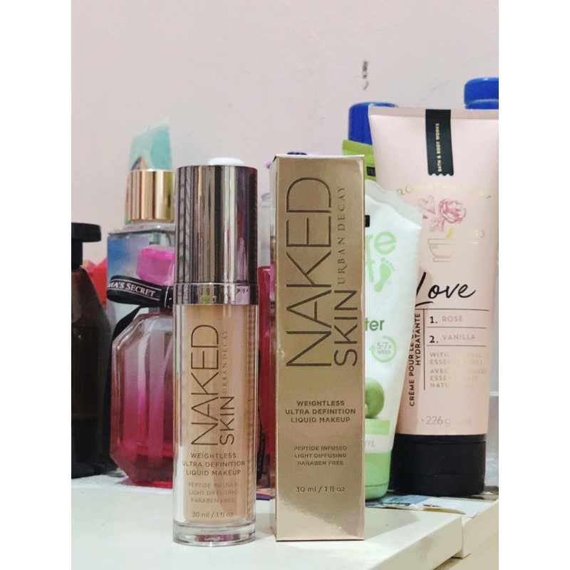 URBAN DECAY Stay Naked Weightless Liquid Foundation