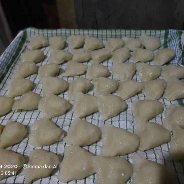 

Paket pempek Tenggiri Pipih