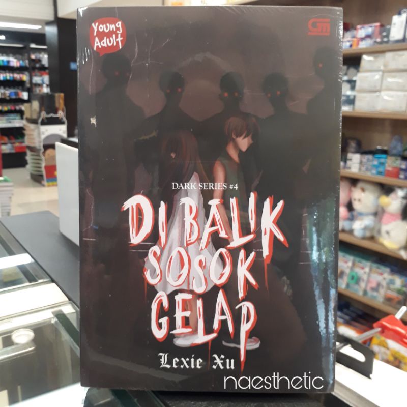 Buku di balik sosok gelap dark series 4