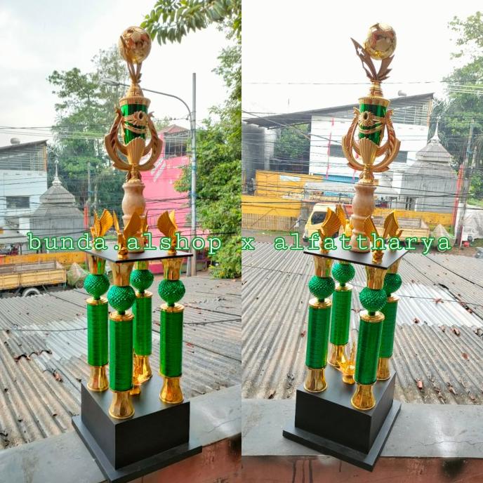 Jual Piala Trophy Tropi Kaki Sepak Bola Futsal Juara Umum Shopee