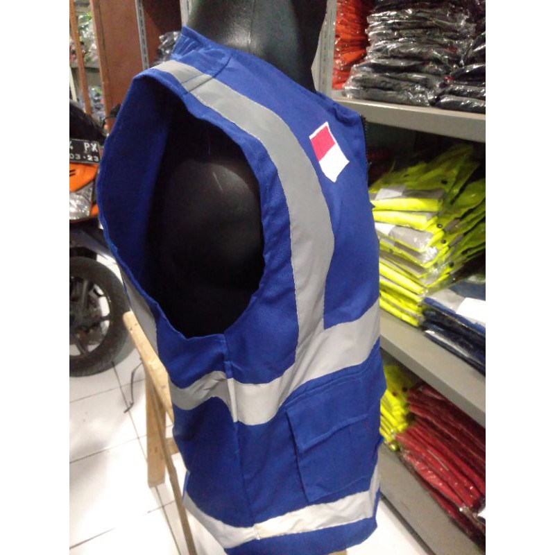 ROMPI SAFETY BAHAN KAIN DRILL FREE LOGO K3 BENDERA BIRU RESLETING 3 KANTONG SAKU