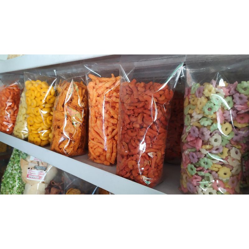

Makaroni Pedas/Enak Dan Gurih/camilan/jajanan 250gr
