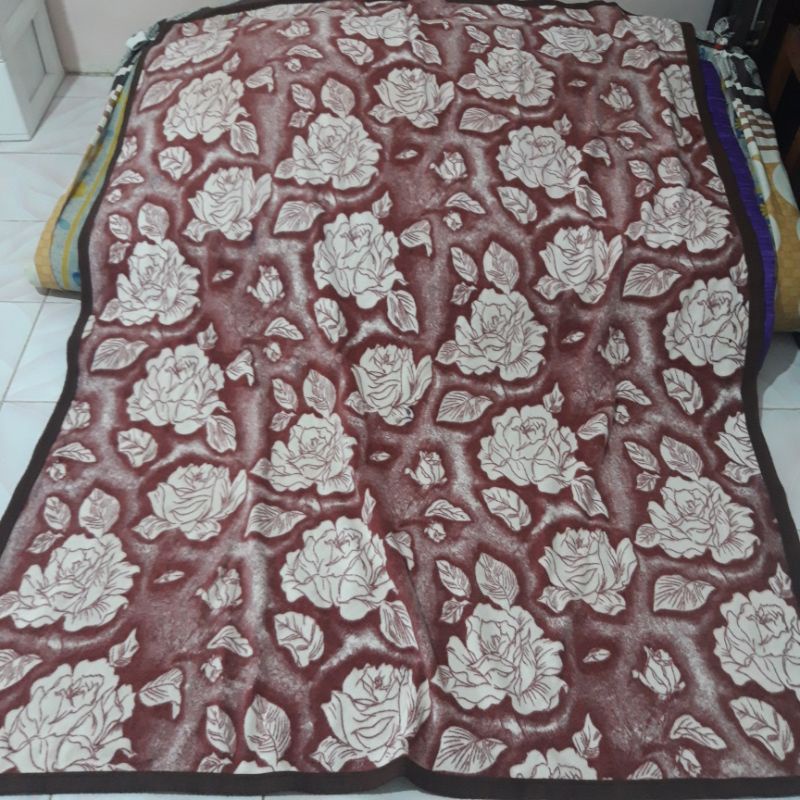 Preloved Selimut Dewasa Tebal