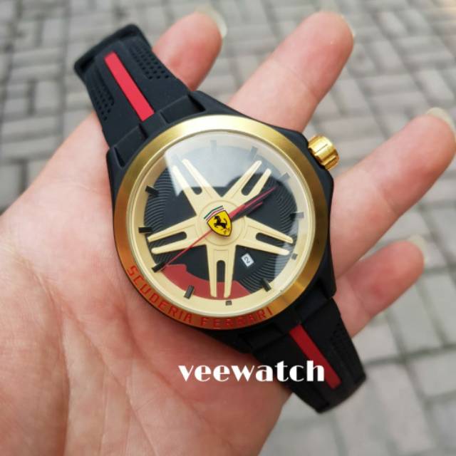 Jam tangan Ferrari gold cowok