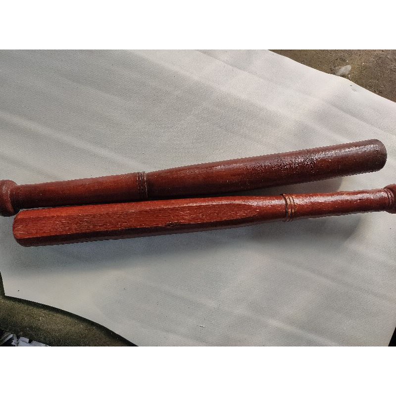 Tongkat pemukul kasti