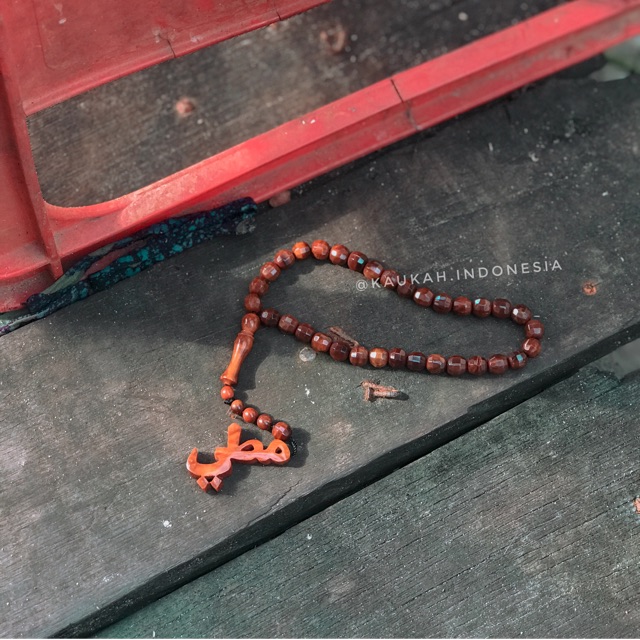 Tasbih kayu kaukah asli isi 33 bulat kating , bisa request nama arab