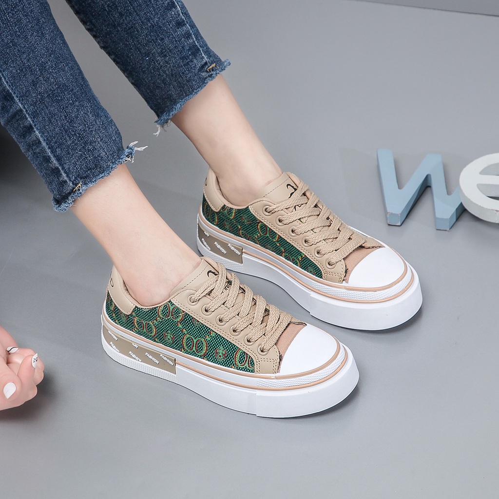 Sepatu Sneakers Wanita Import Sepatu Kuliah Keren Sepatu Hangout Modis Model Terbaru