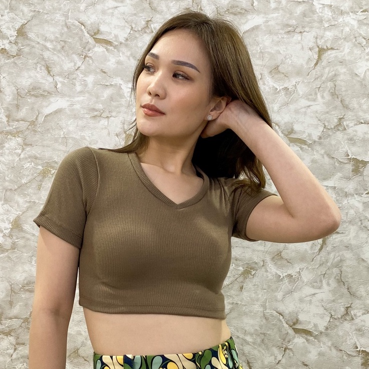 MODAVIE - AUDREY Crop Top Korea Knit Crop Tee Basic Kaos Wanita Polos V-Neck