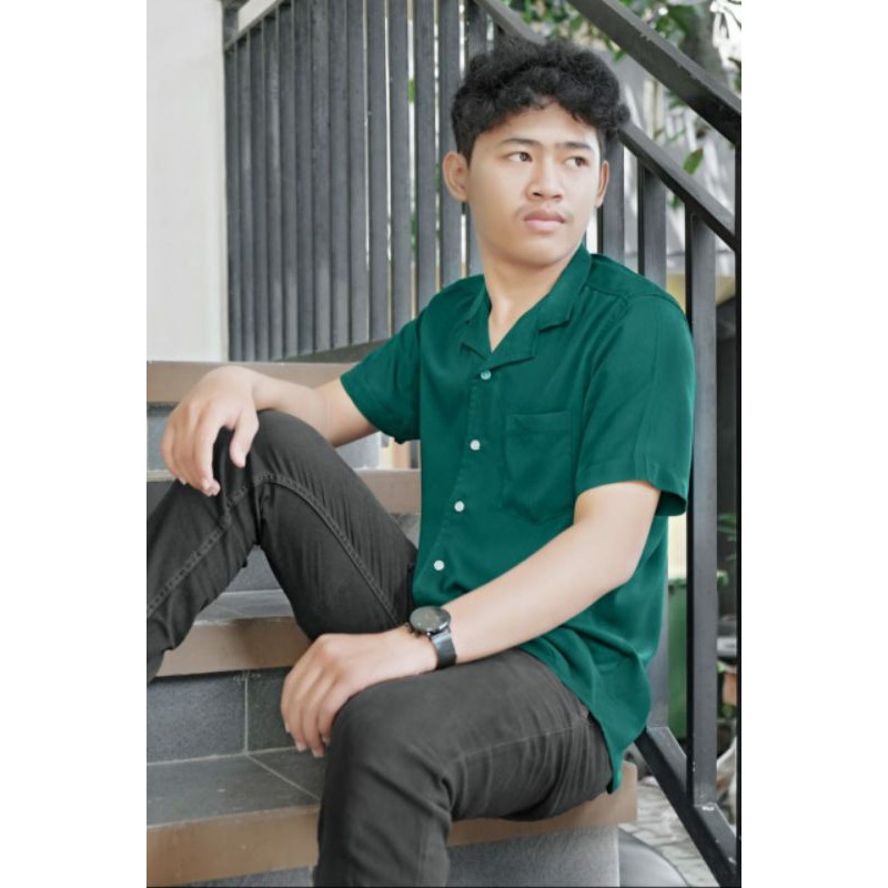 Kemeja Polos Bahan Rayon Premium Merk Ilefen Tuelef