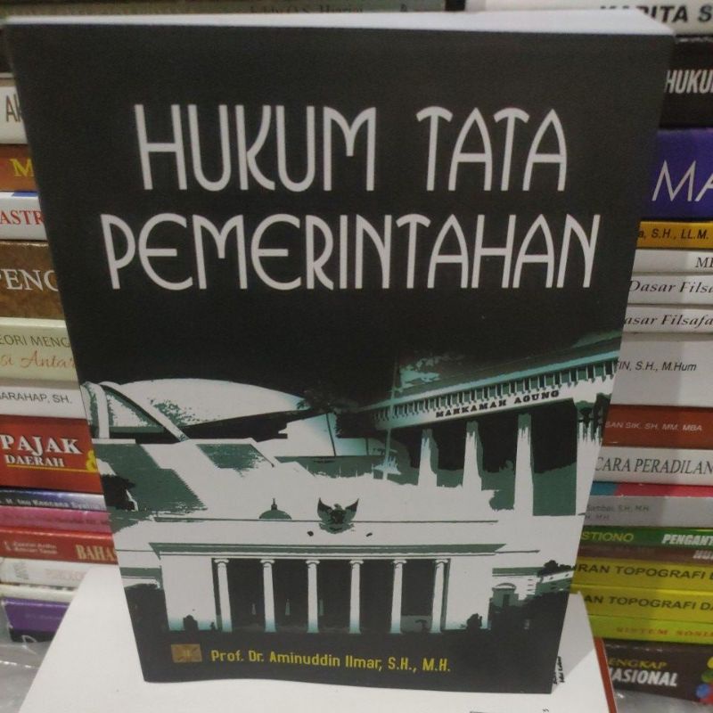 

Hukum tata pemerintah by Aminuddin llmar