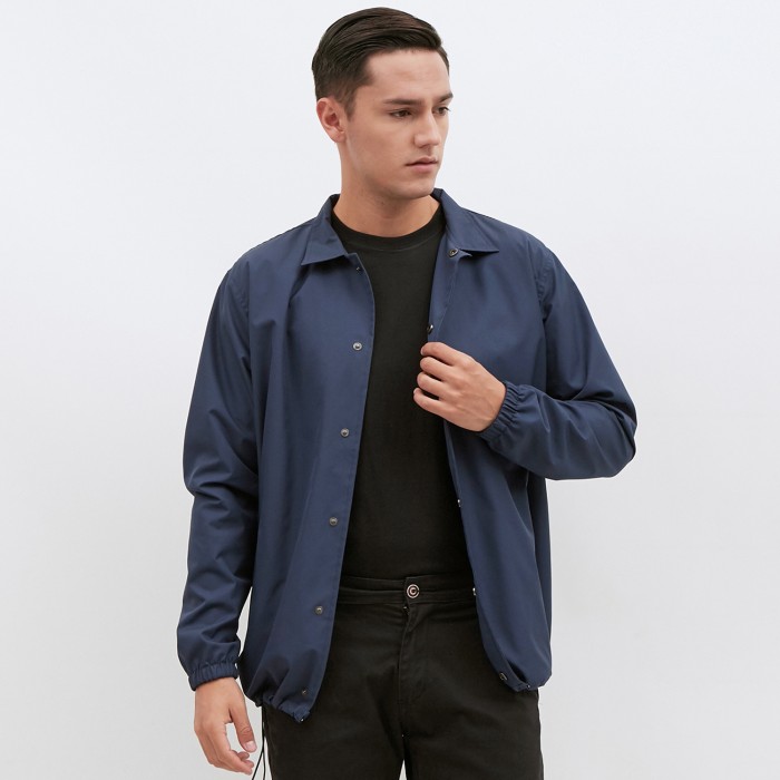 Jaket pria premium quality jaket polos jaket bomber hoodie terlaris Anti Air Z7E7 fashion pria Hitam