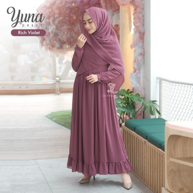 Yuna  Dress gamis ceruty lebaran kajian rampel  daily syari by zayra hijab