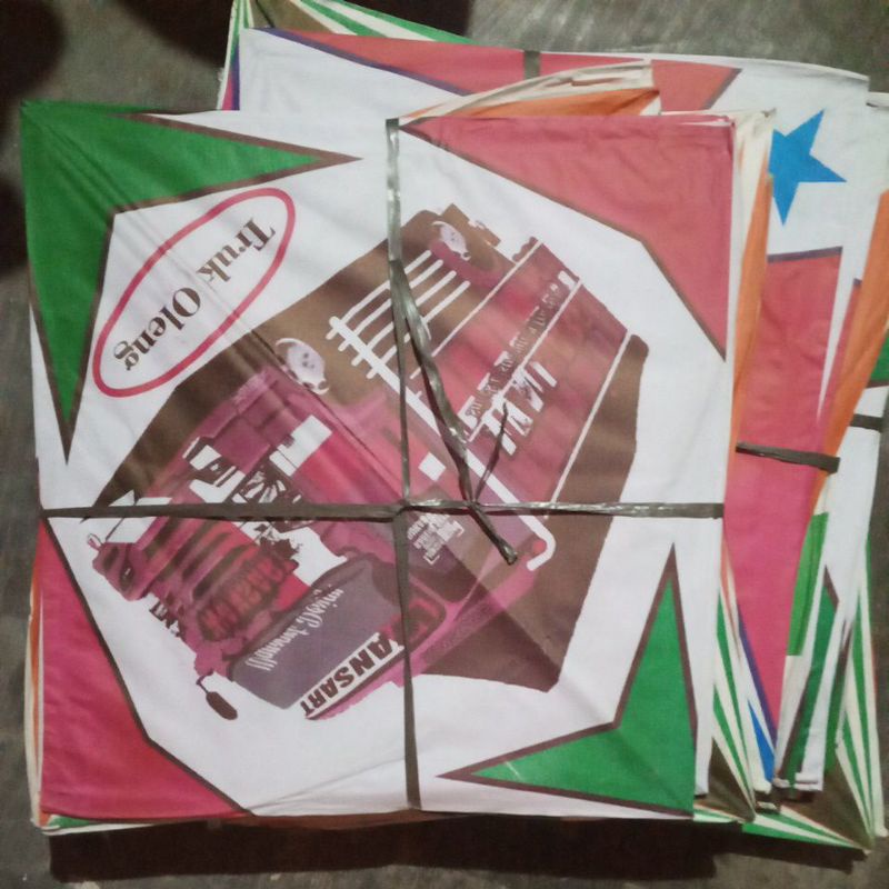 Layangan 1pack isi 20pcs